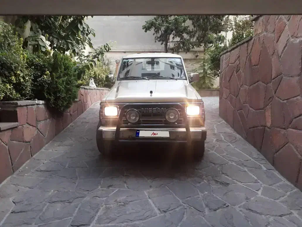 یکدستگاه نیسان پاترول گیربکس سافاری مدل هفتاد و دو|خودرو سواری و وانت|تبریز, |دیوار