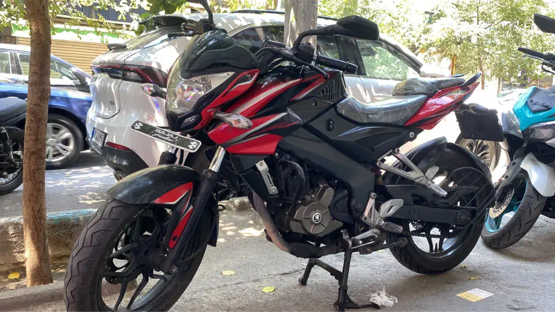 ان اس ۲۰۰مدل ۹۳ وحشی|موتورسیکلت|تهران, لاله زار|دیوار