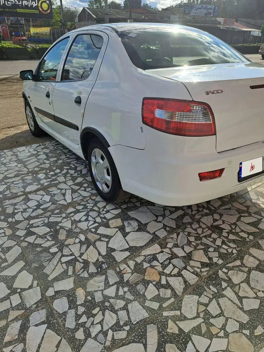 رانا مدل ۹۳ تک برگ سند|خودرو سواری و وانت|رشت, حافظ آباد|دیوار