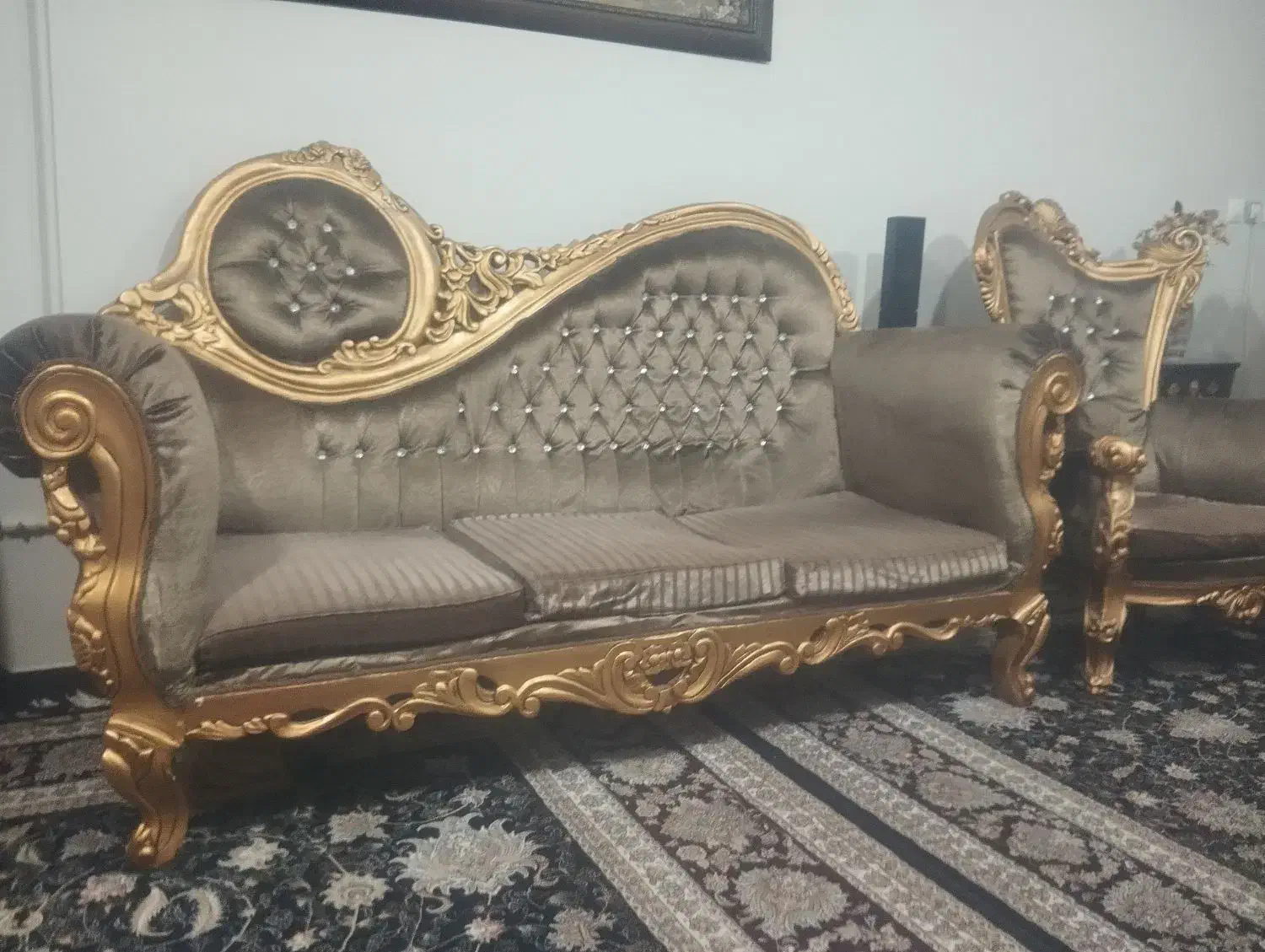 مبل۹نفره سلطنتی سایز بزرگ کاردست و ناهارخوری۴نفره|مبلمان خانگی و میز عسلی|شاهینشهر, عطار|دیوار