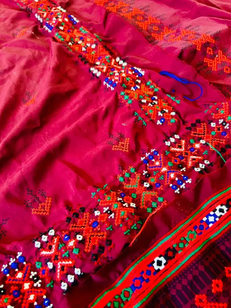 لباس نیمه کار|لباس|چابهار, |دیوار