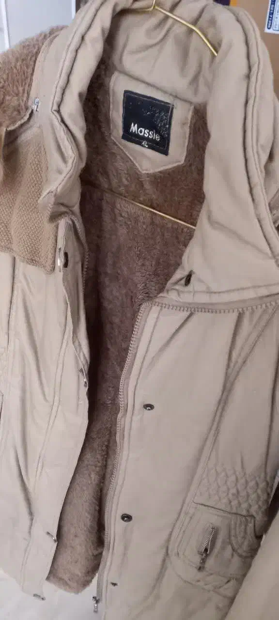 پالتو بچه گانه|لباس|شاهین‌شهر, عطار|دیوار