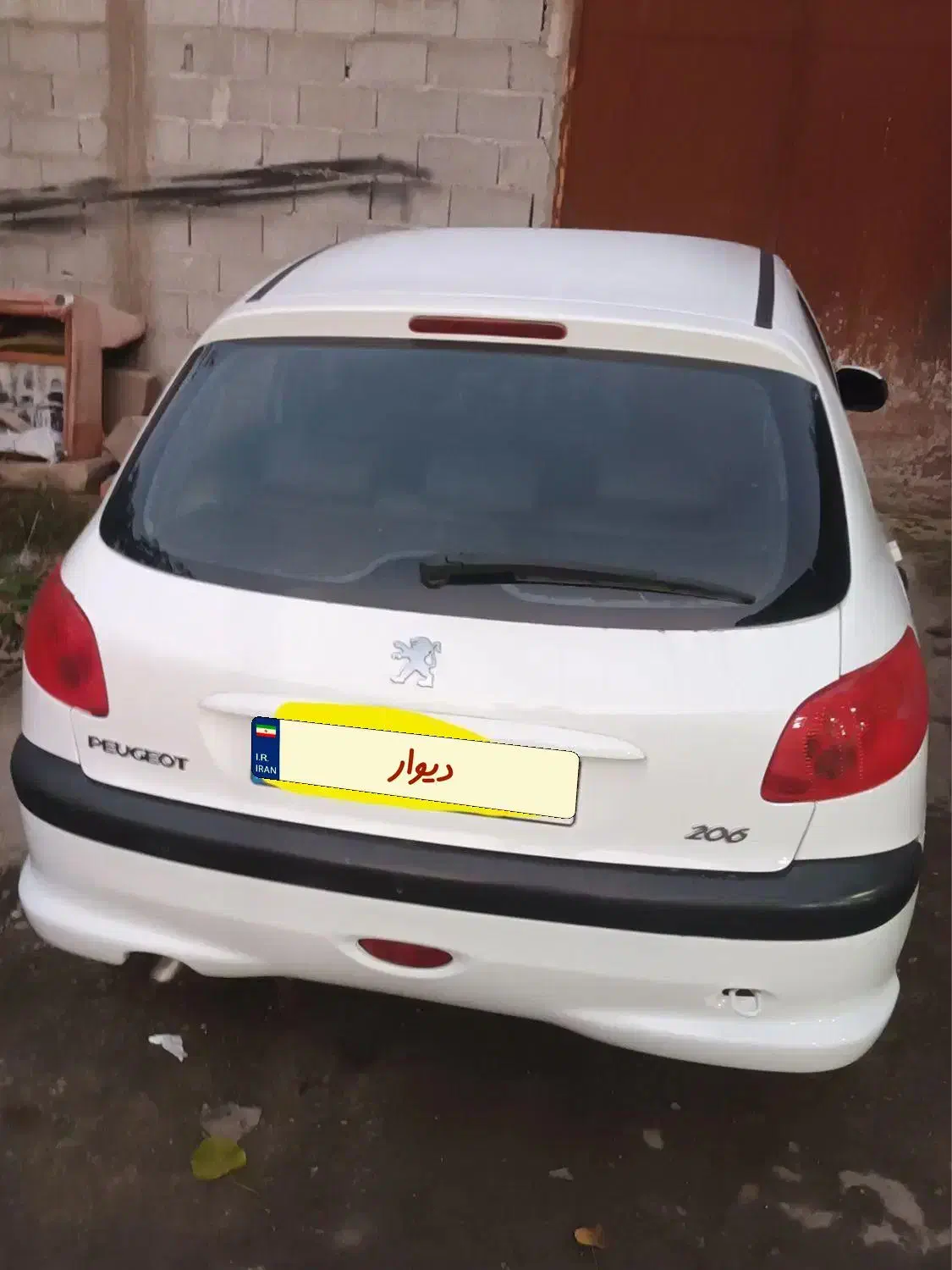 ۲۰۶ سفیدمدل ۹۵ تیپ۲|خودرو سواری و وانت|رشت, بالاکویه|دیوار