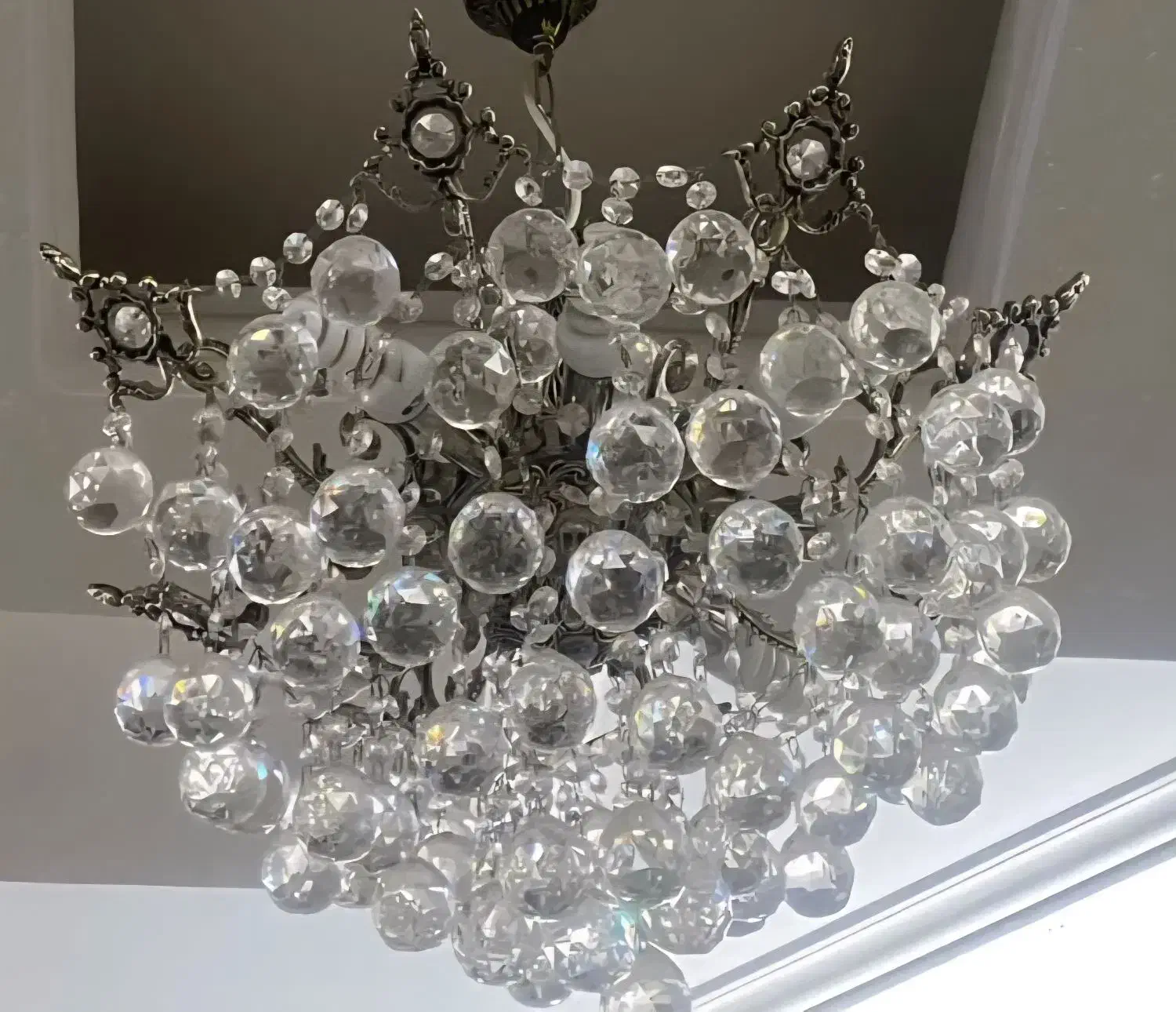 لوستر|لوستر و چراغ آویز|تربت‌حیدریه, ۴۵ متری|دیوار