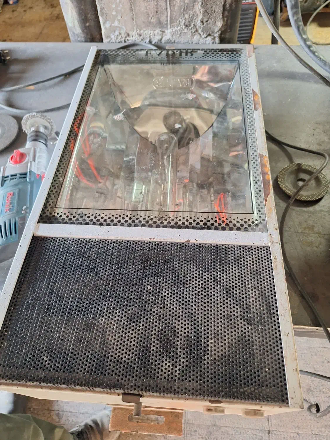 پرژکتور|لامپ و چراغ|شهرکرد, |دیوار