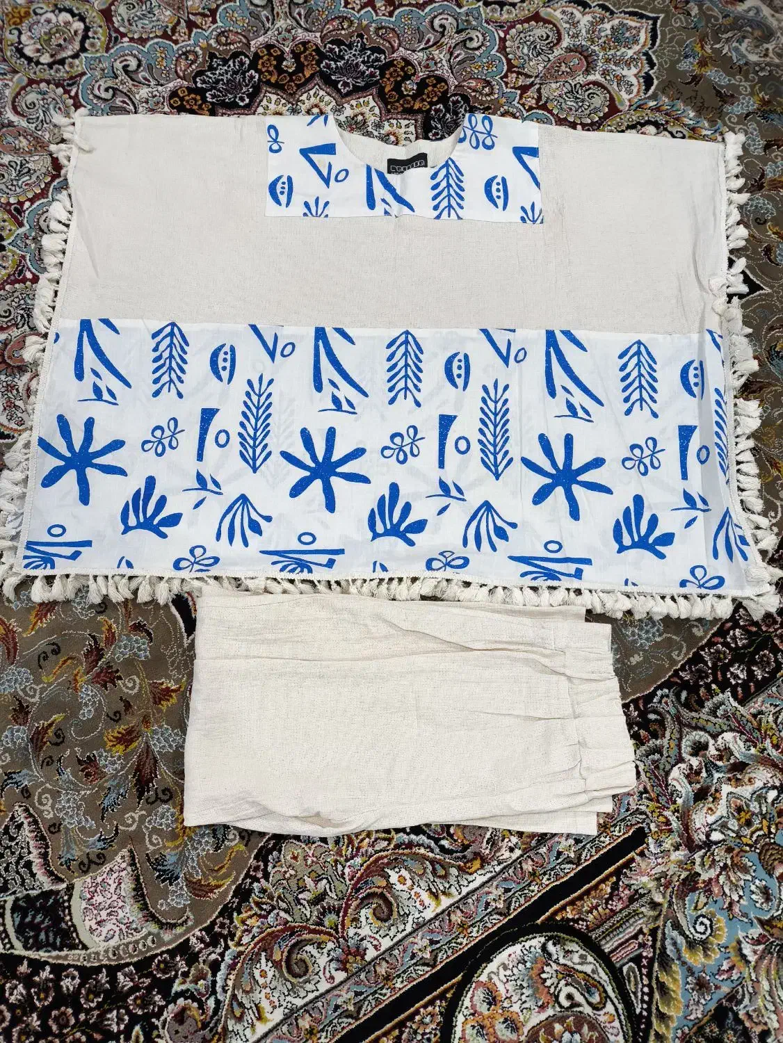 مانتووشلوال|لباس|جوانرود, |دیوار