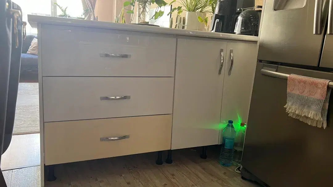 اوپن آشپرخانه|مبلمان خانگی و میز عسلی|رشت, بلوار گیلان|دیوار