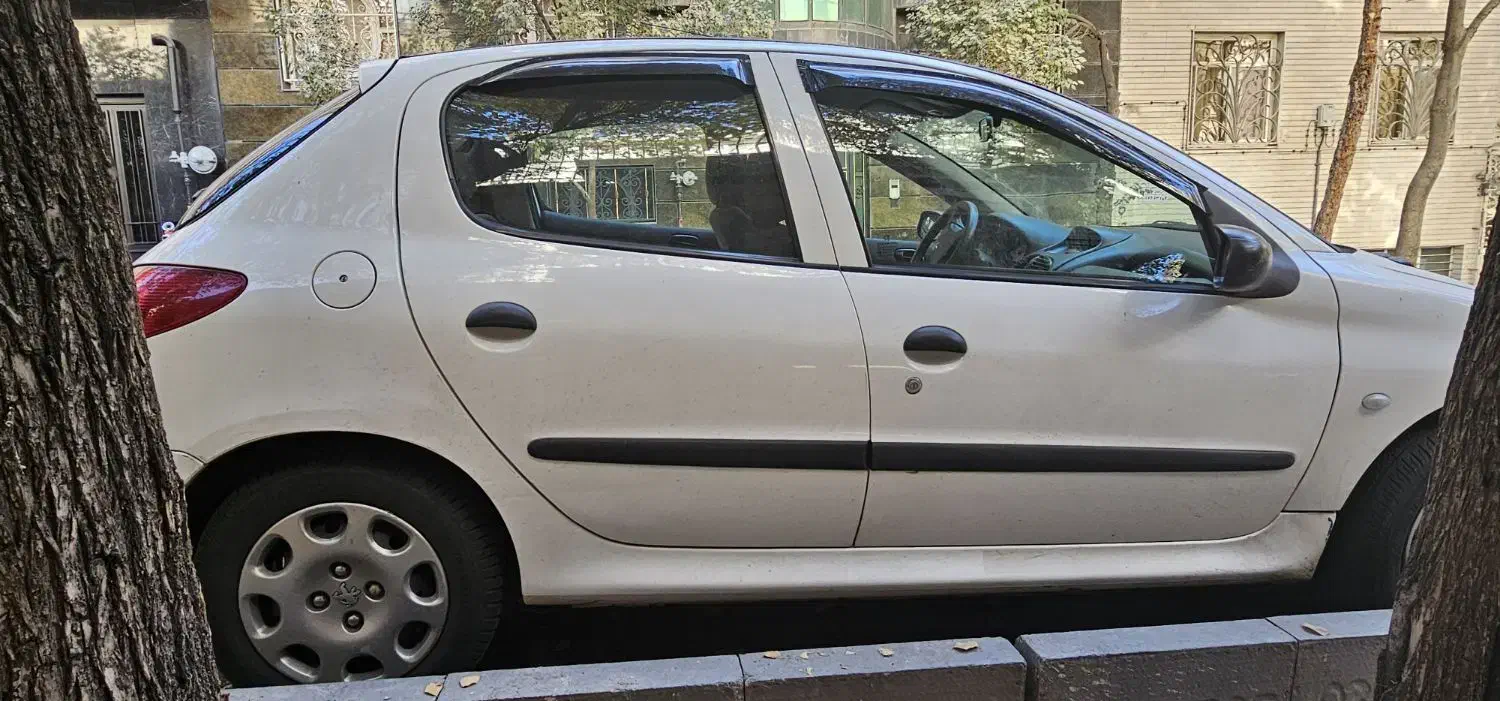 پژو ۲۰۶|خودرو سواری و وانت|تهران, تهرانپارس شرقی|دیوار