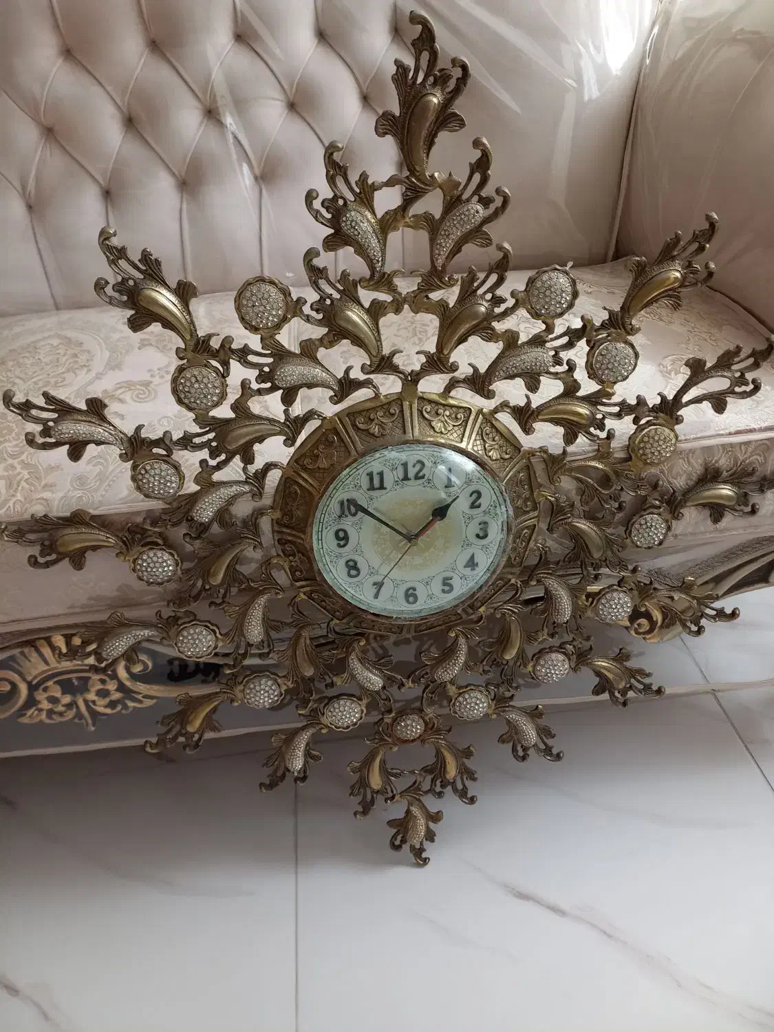 ساعت،دیواری برنجی کارکرده|ساعت دیواری و تزئینی|تهران, نعمتآباد|دیوار