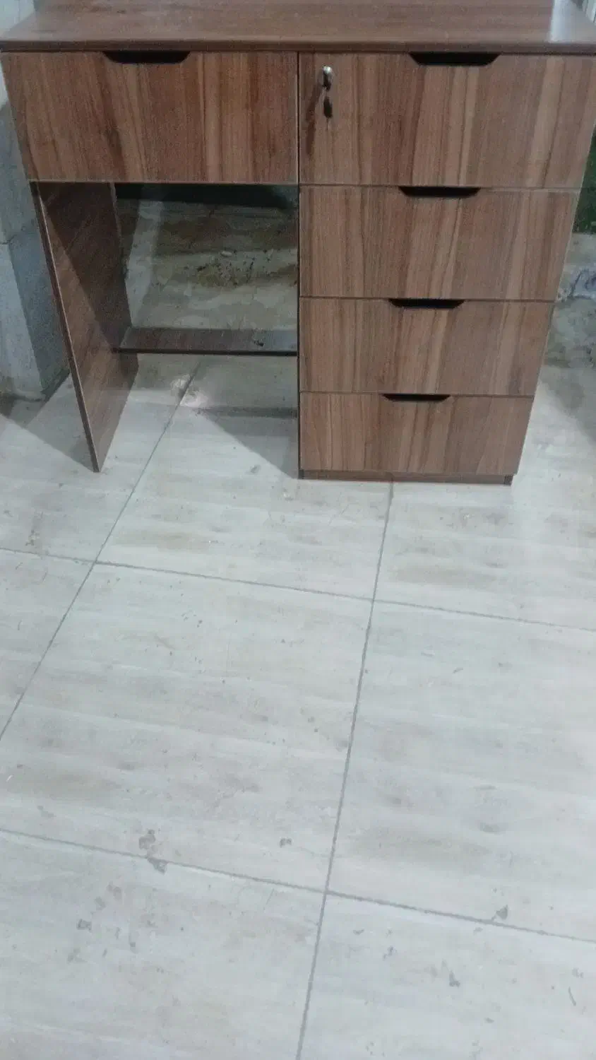 ام دی اف خانپور|خدمات پیشه و مهارت|شیراز, کوشک میدان|دیوار