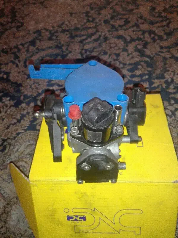 دربچه گاز پژو در حد نو|قطعات یدکی و لوازم جانبی|کرج, حصارک بالا|دیوار