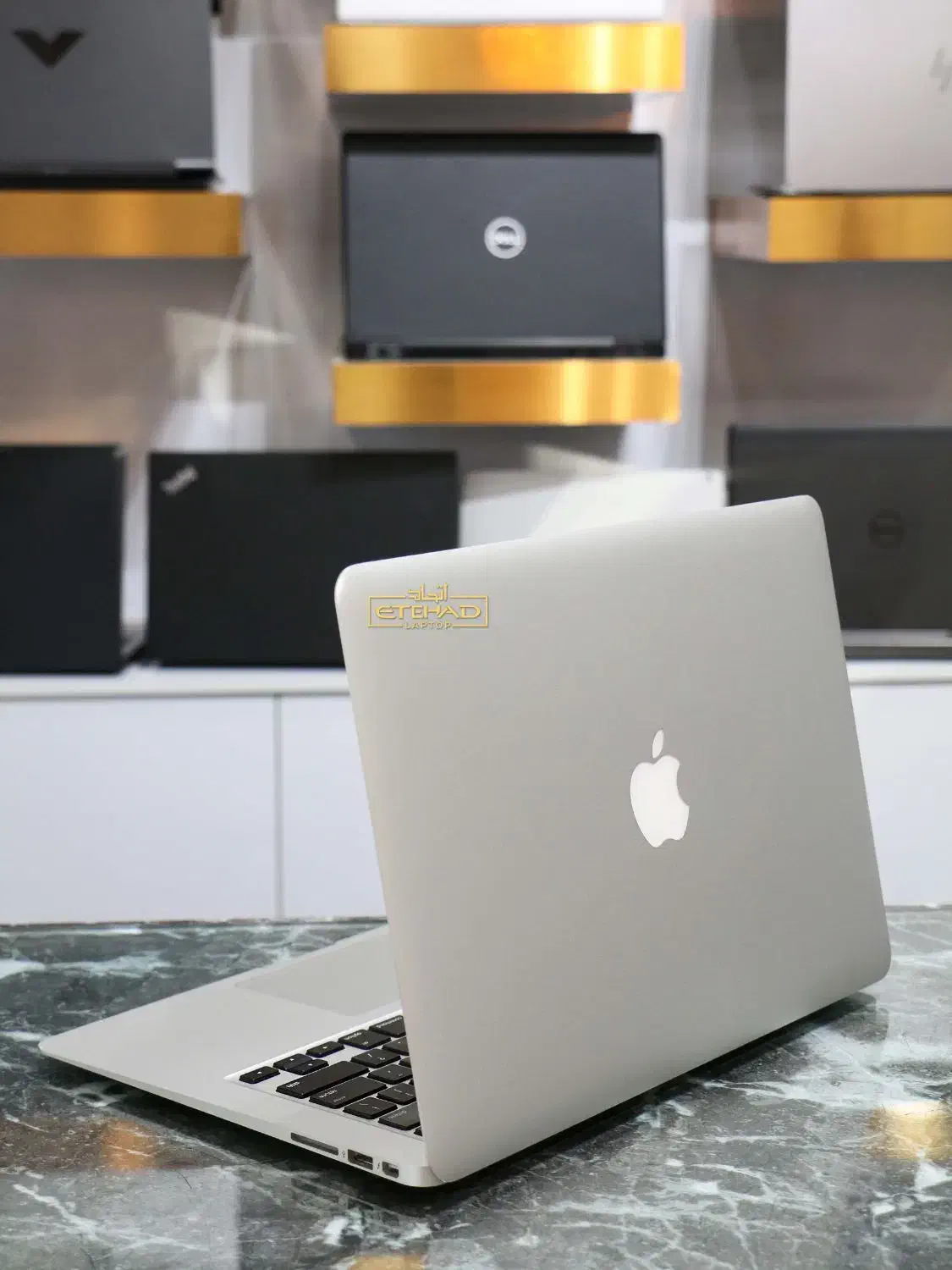 مک بوک ایر ۲۰۱۸ apple / در حد اک صفحه 4k|رایانه همراه|مشهد, دانشجو|دیوار