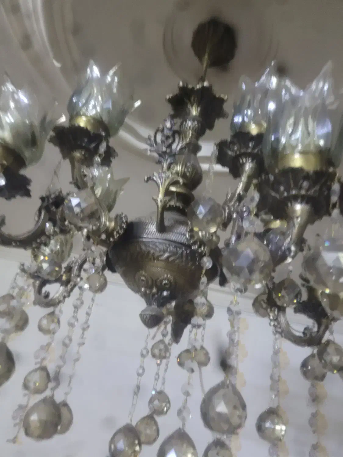 لوستر|لوستر و چراغ آویز|نیشابور, گنبد سبز|دیوار