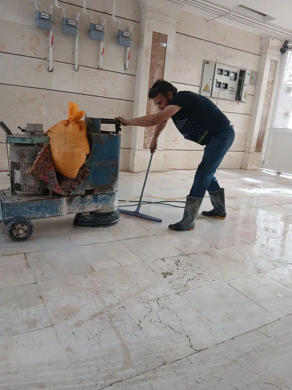 کف سابی ساختمان|خدمات نظافت|قزوین, |دیوار