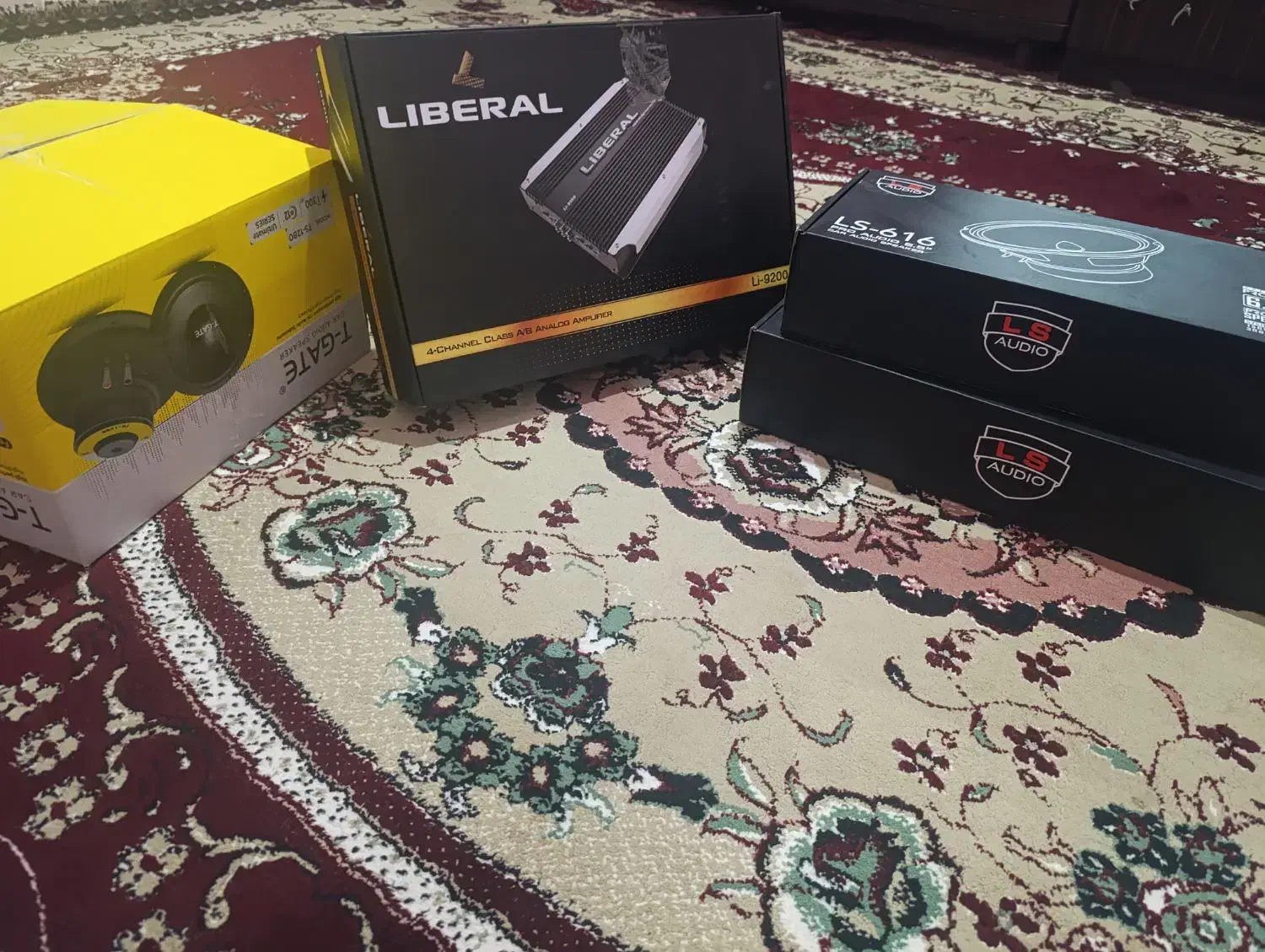 سیستم صوتی|صوتی و تصویری|رامند, |دیوار