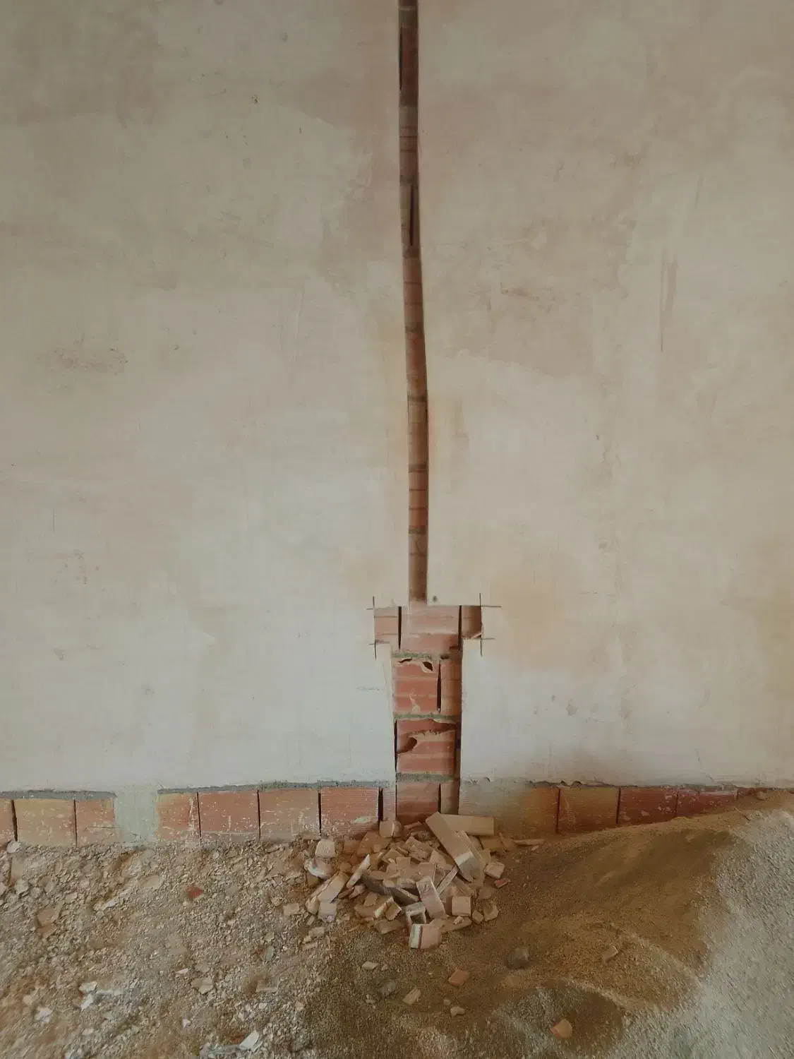 کنده کاری و سوراخکاری تخریب با نازلترین قیمت|خدمات پیشه و مهارت|ارومیه, |دیوار