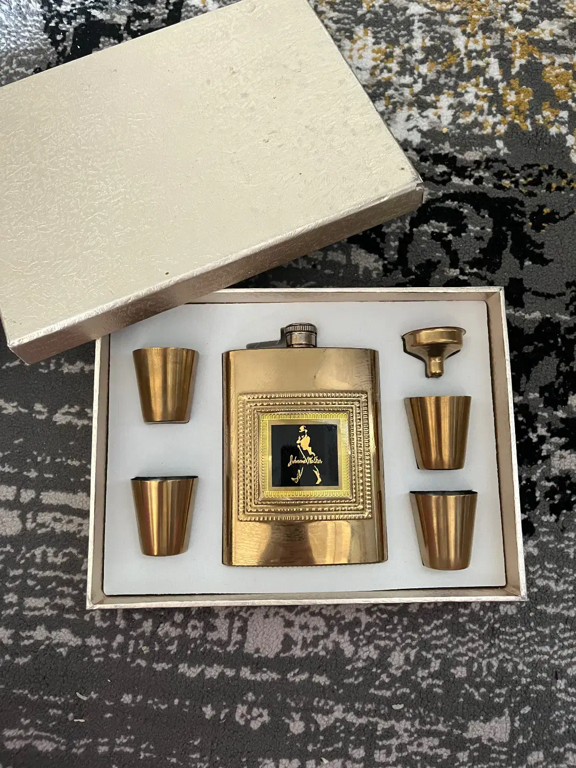 شیشه پیک و عرق خوری|کلکسیون و سرگرمی|پاکدشت, پاکدشت (مامازند)|دیوار