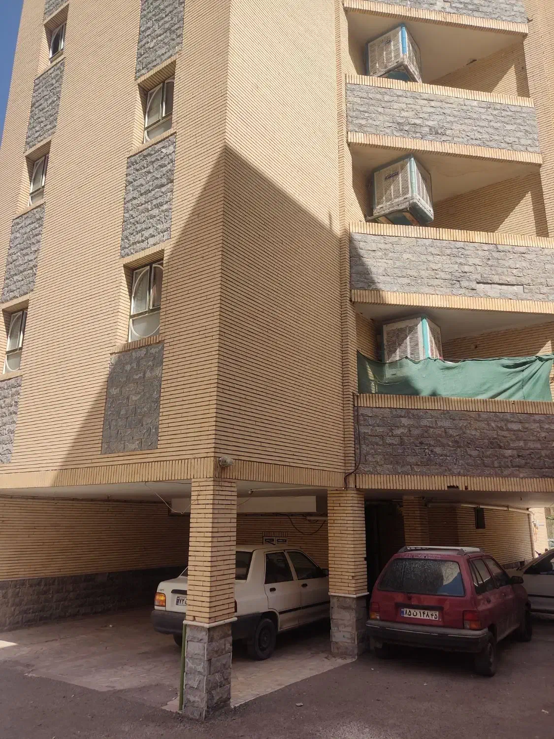 اپارتمان 88 متری مالک اشتر جنوبی|فروش آپارتمان|کرمان, |دیوار