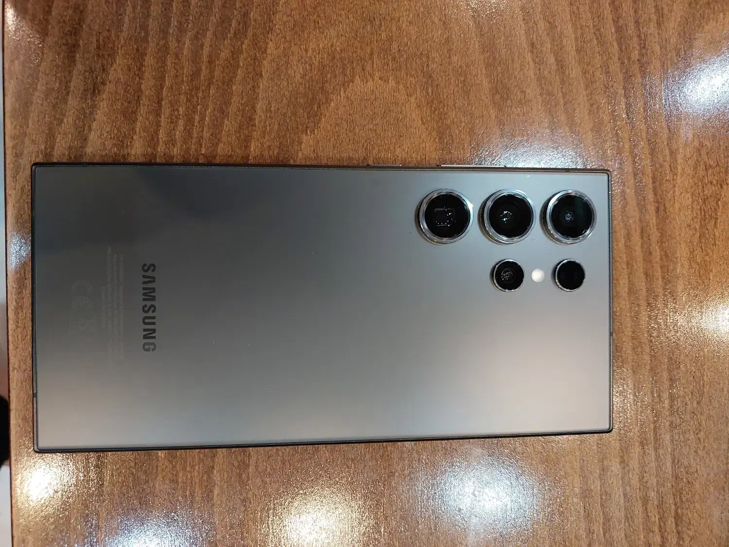 یک دستگاه s24 ultra|موبایل|اصفهان, دستگرده|دیوار