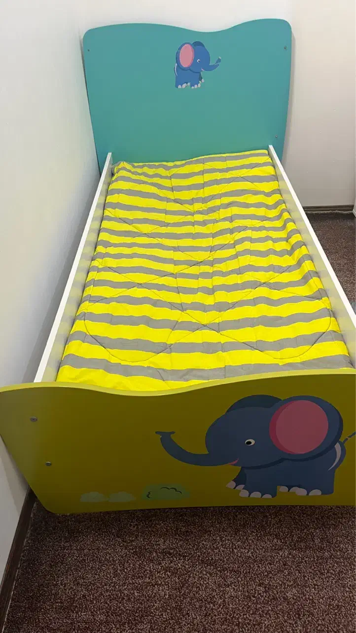 سرویس تخت خواب نوجوان ترک میخوای|تخت و سرویس خواب|قم, بنیاد|دیوار