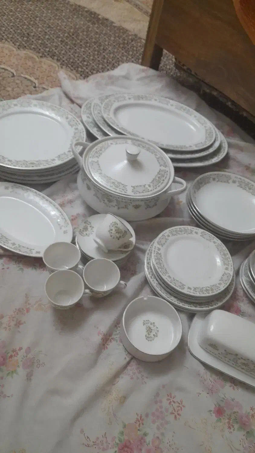 سرویس چینی ژاپنی|ظروف سرو و پذیرایی|پردیس, فاز ۱۱|دیوار