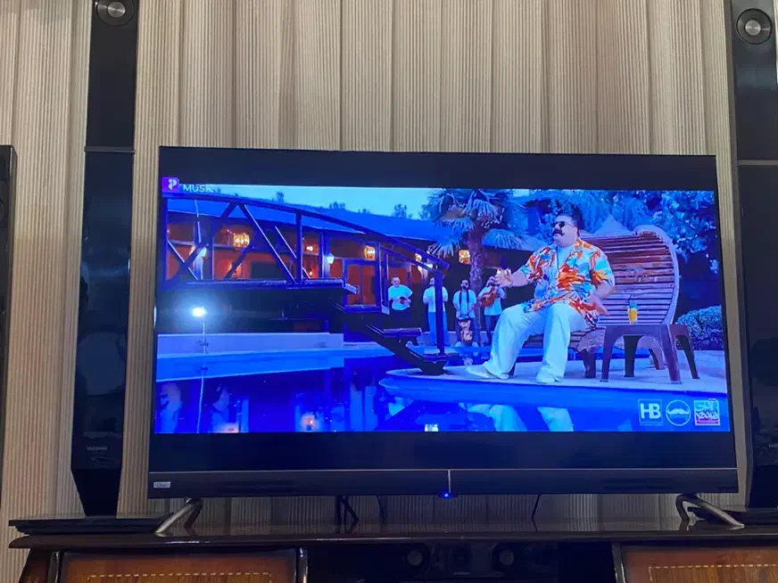 تلویزیون ۵۰اینج|تلویزیون و پروژکتور|اردبیل, |دیوار