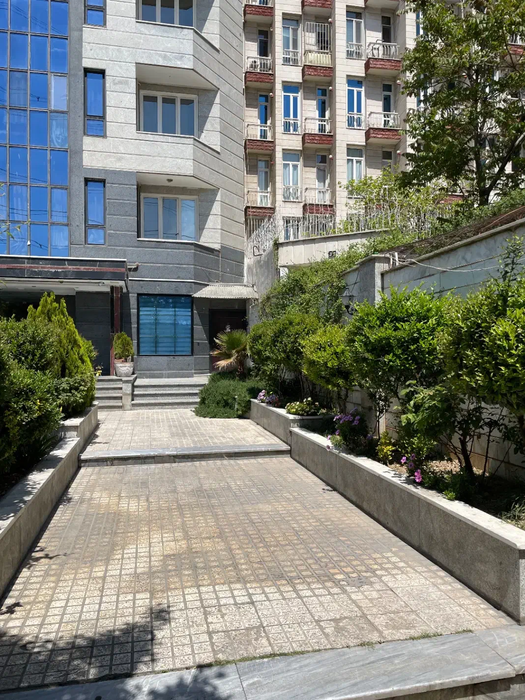 آپارتمان مبله  شیک دوخواب اجاره ماهیانه ماهانه