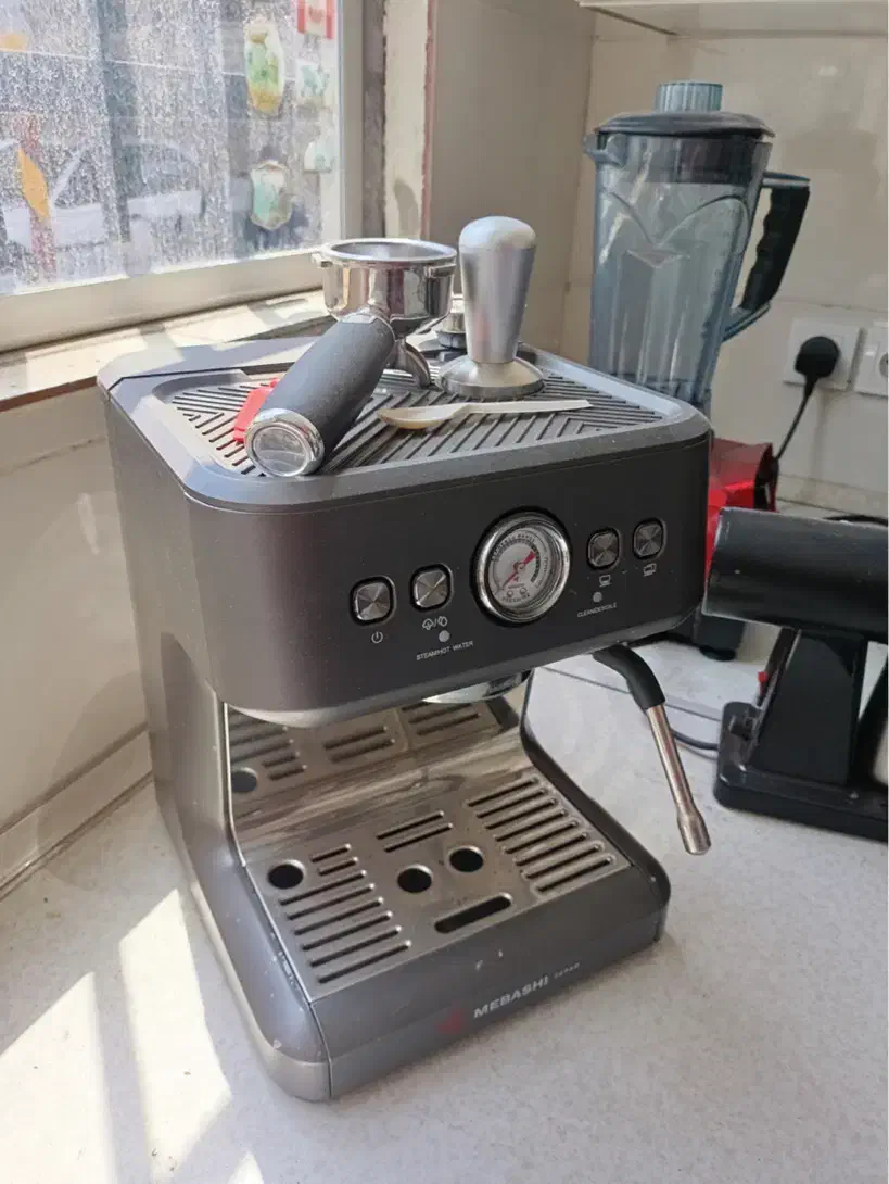 تجهیزات کافه کاملا نو زیر قیمت با ضمانت|کافیشاپ و رستوران|فشم, |دیوار