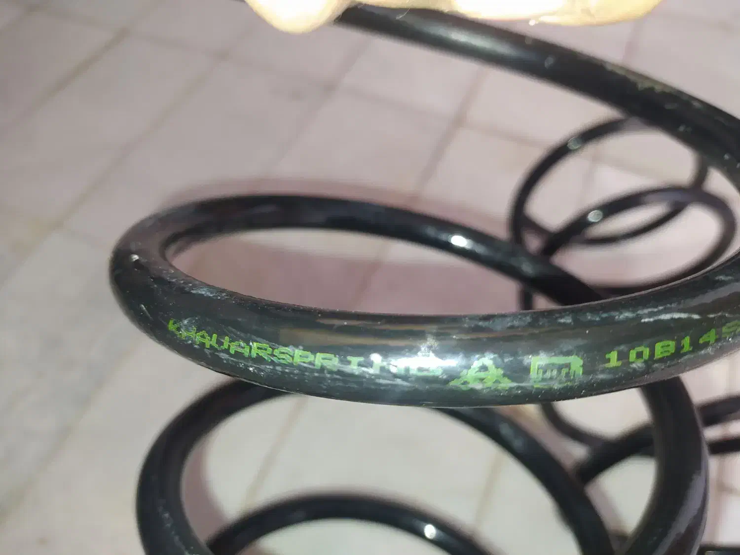 فنر لول جلو پژو و..|قطعات یدکی و لوازم جانبی|پیر بکران, |دیوار