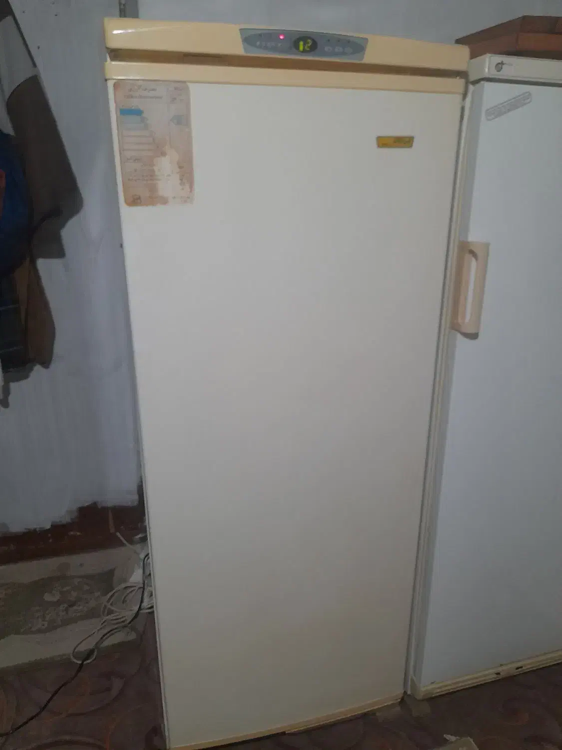 فروش|یخچال و فریزر|صومعهسرا, |دیوار