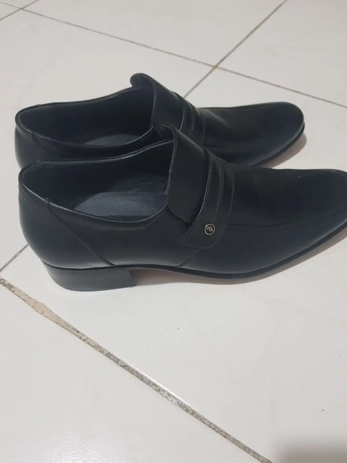 کفش تمام چرم|کیف، کفش، کمربند|اهواز, کوی ملی راه|دیوار