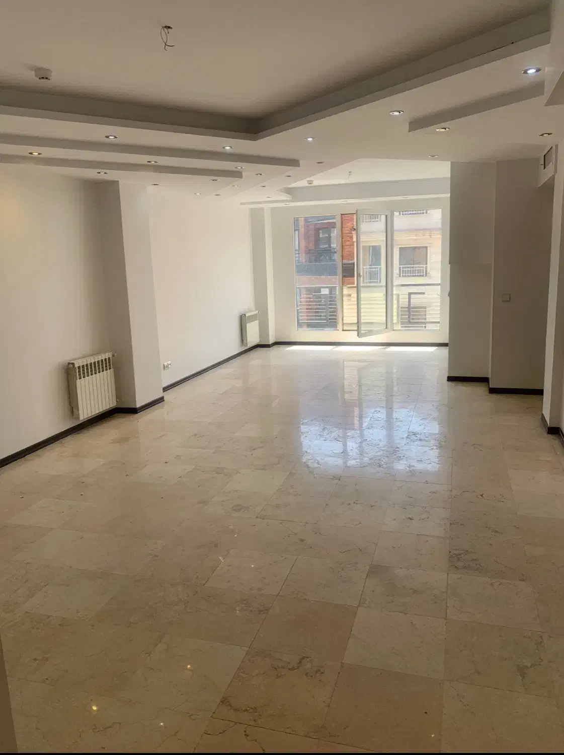 130متر امیرآباد شمالی/خ نوزدهم/ 7 ساله