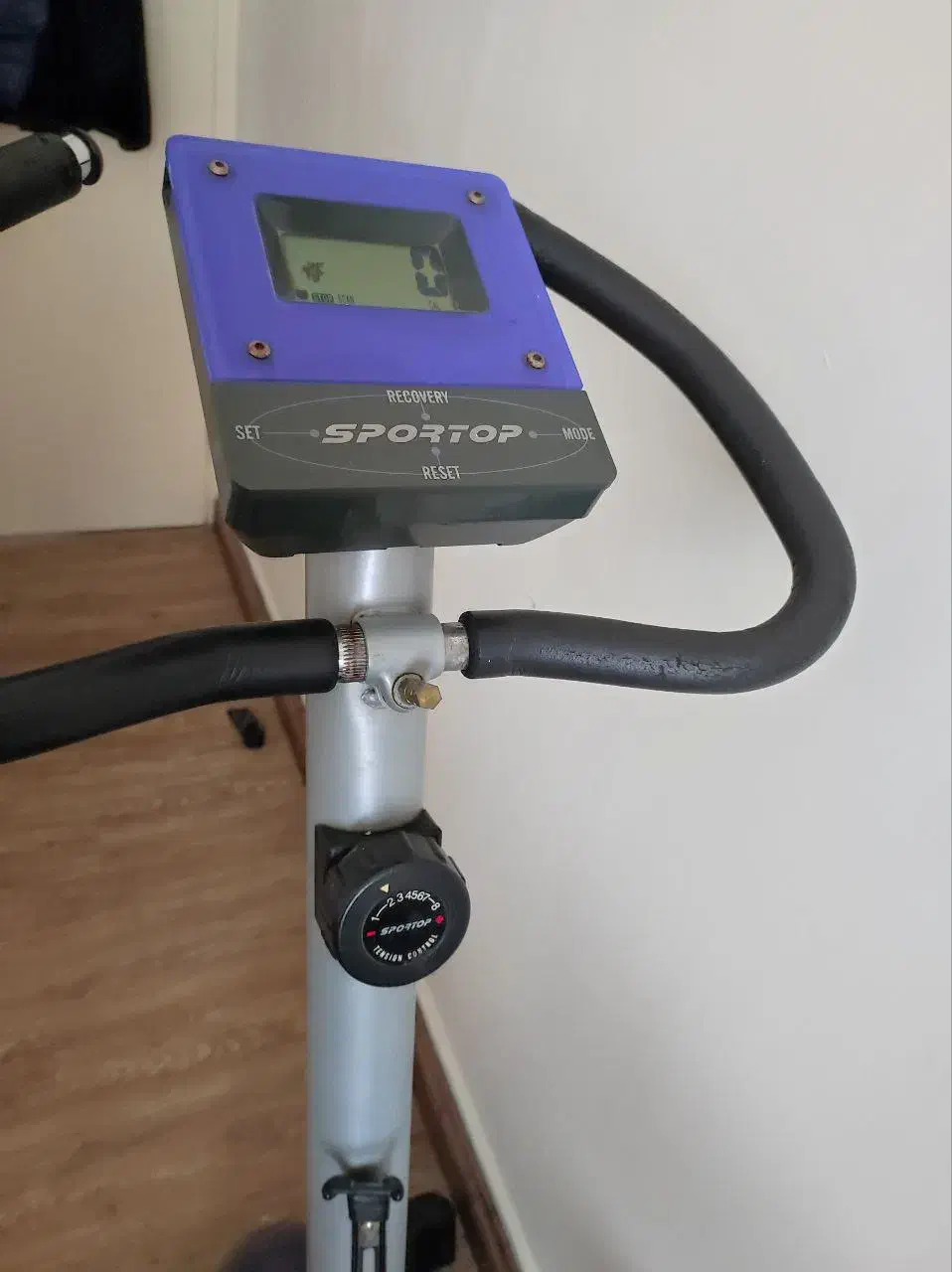 دوچرخه ثابت|تجهیزات ورزشی|رشت, معلم|دیوار