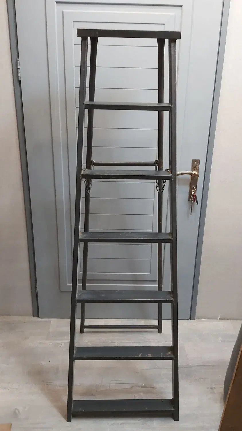 نردبان فلزی تاشو آلیاژ ضخیم ۷ پله فقط ۱۸۰۰|ابزارآلات|اصفهان, خواجه عمید|دیوار
