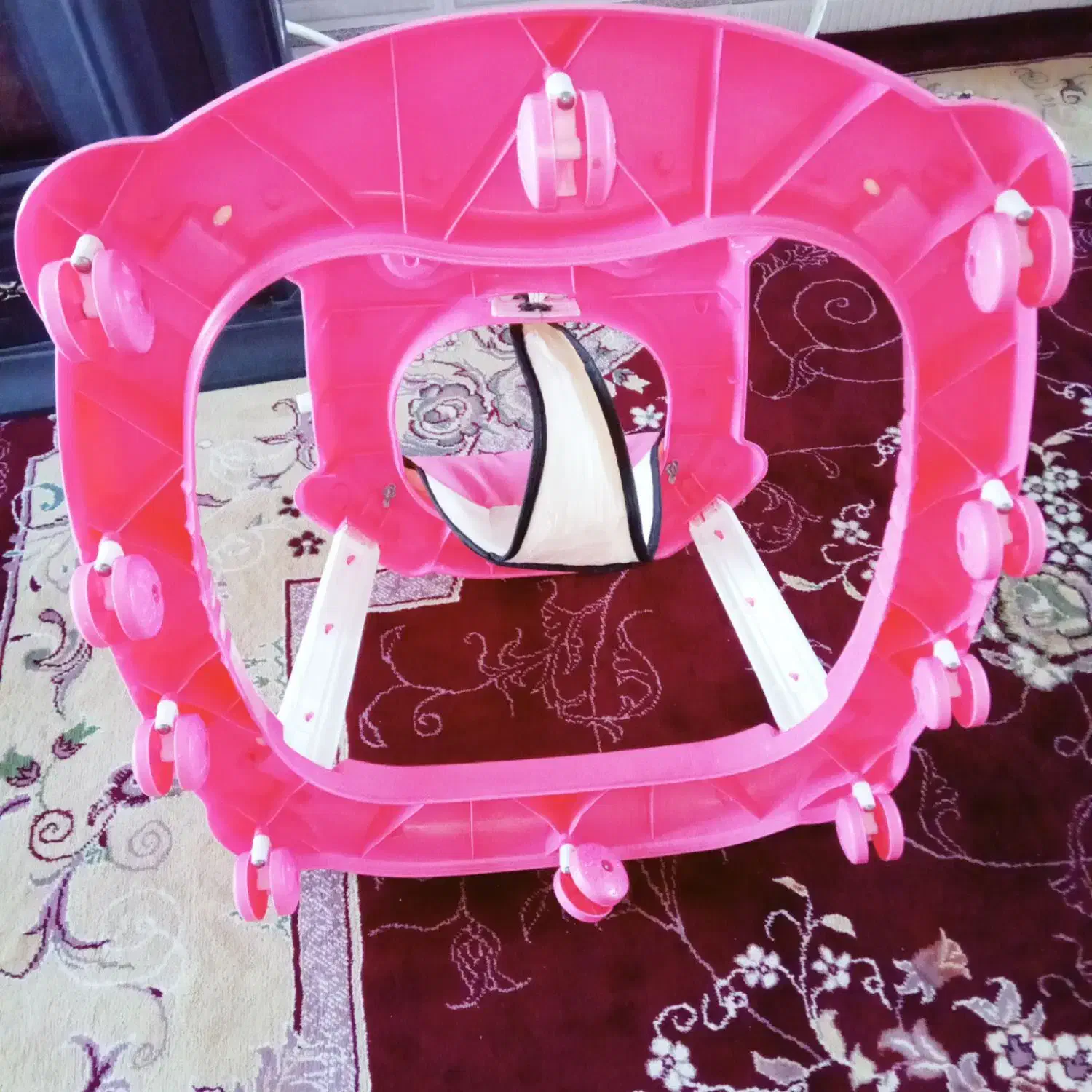 روروک صورتی|کالسکه و لوازم جانبی|آق قلا, |دیوار