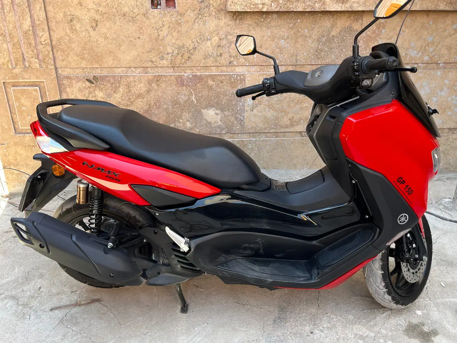 متر n max|موتورسیکلت|شیراز, معالی‌آباد|دیوار