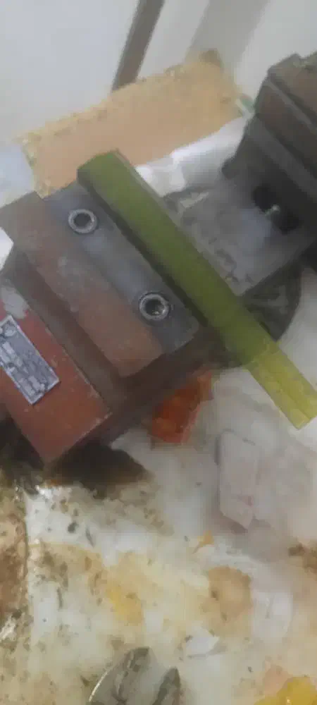 گیر تراشکاری|ابزارآلات|اراک, |دیوار