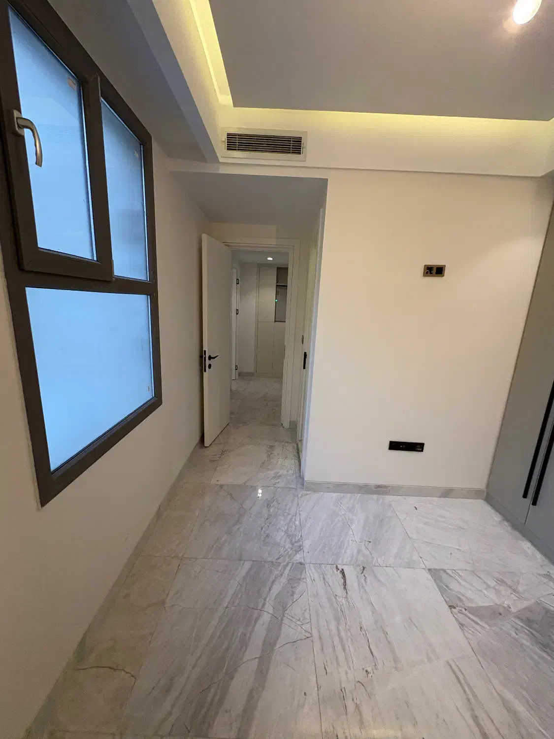 ۱۱۵ متر ۲ خواب کلید نخورده ژورنالی/ میدان ۵۰