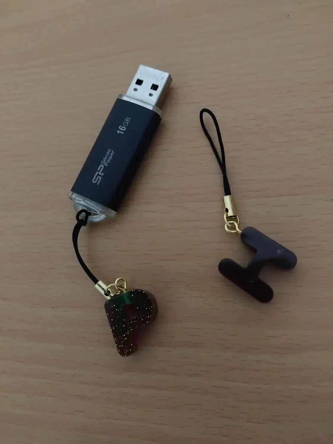 کارهای رزینی با قیمت باور نکردنی|بدلیجات|تربت‌حیدریه, پارک کاشانی|دیوار