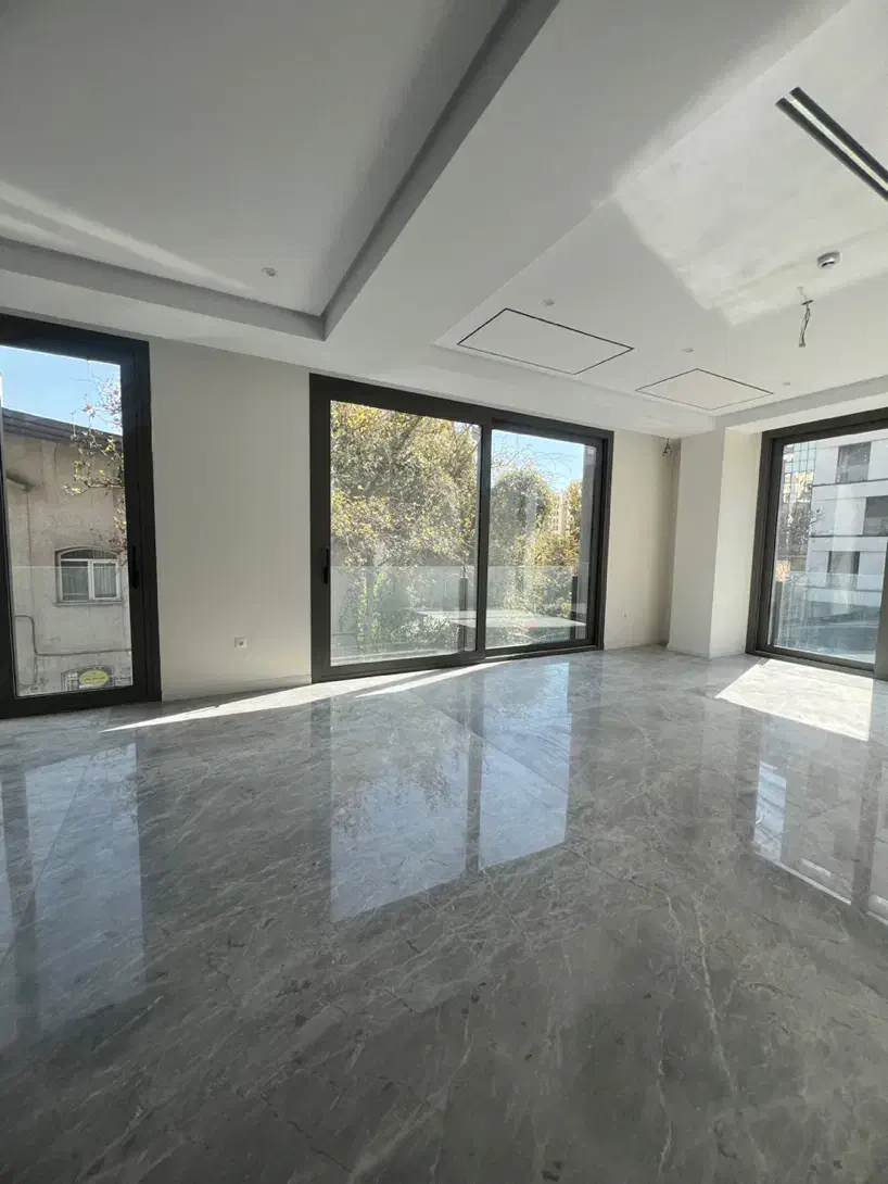 جردن/ ۹۳ متر / سند اداری/ کلید نخورده / برج|فروش دفتر کار، اتاق اداری، مطب|تهران, جردن|دیوار