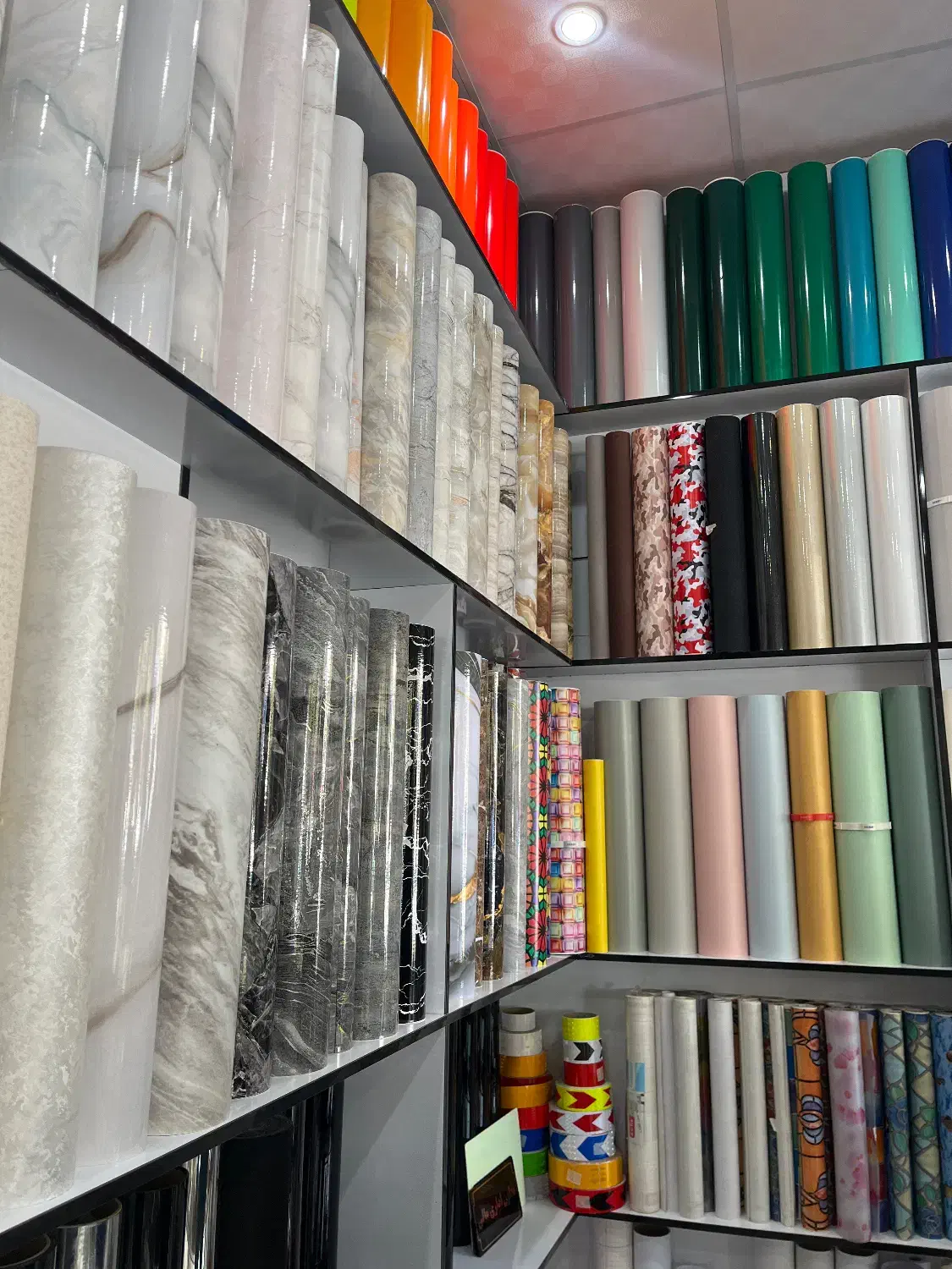 کارگر ساده نیازمندیم|استخدام خدمات فروشگاه و رستوران|بروجرد, |دیوار