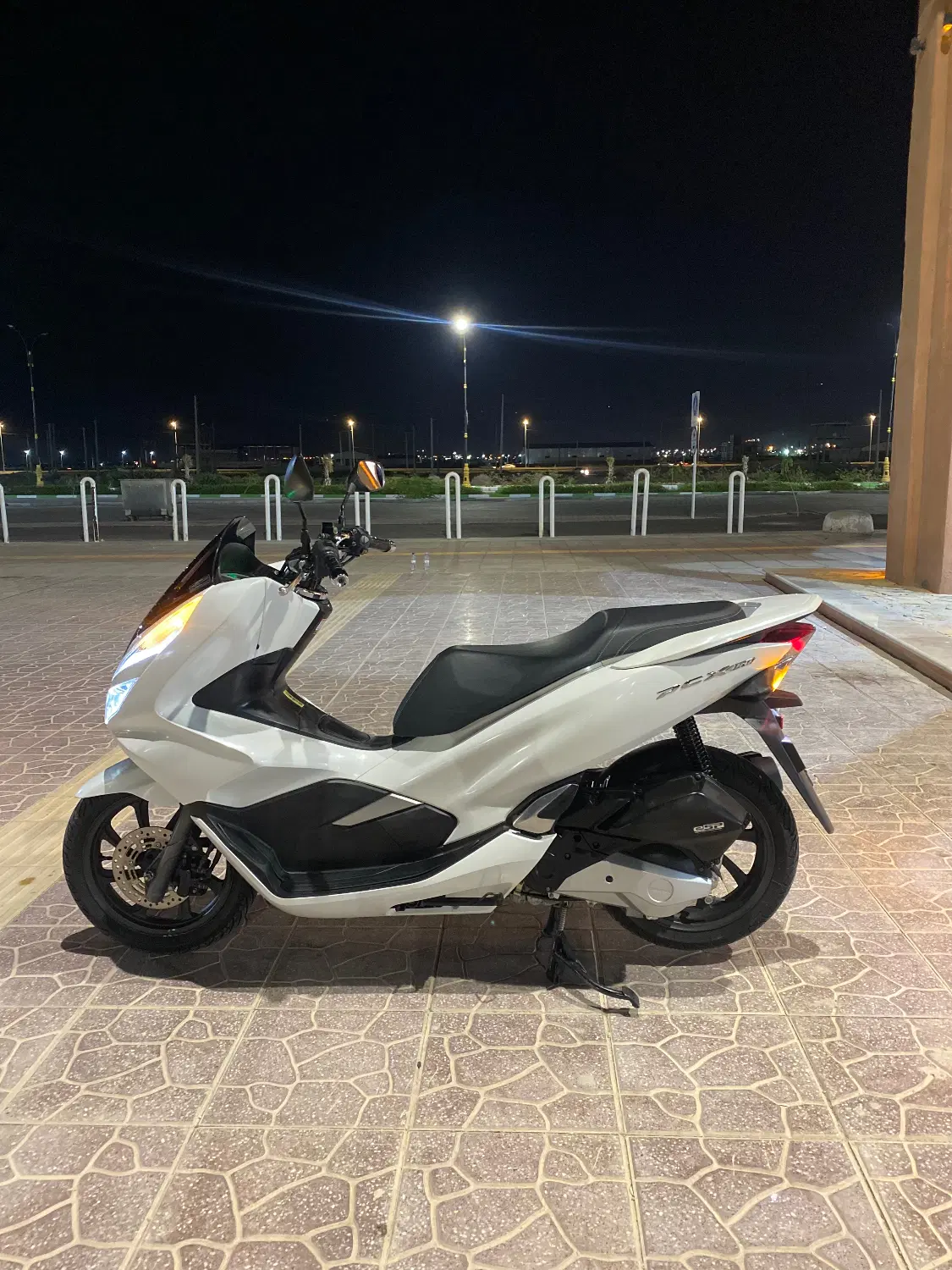 Pcx 2020 150cc|موتورسیکلت|بندر دیر, |دیوار