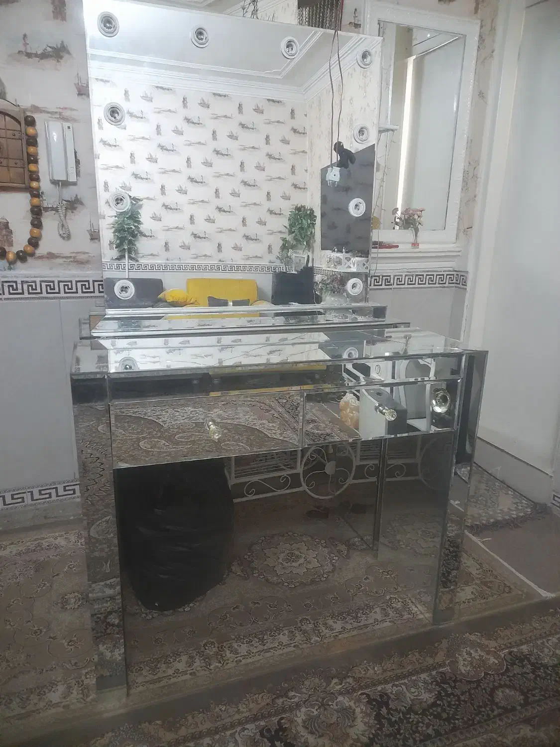 میز ارایشی|آرایشگاه و سالن‌های زیبایی|پاکدشت, پاکدشت (مامازند)|دیوار