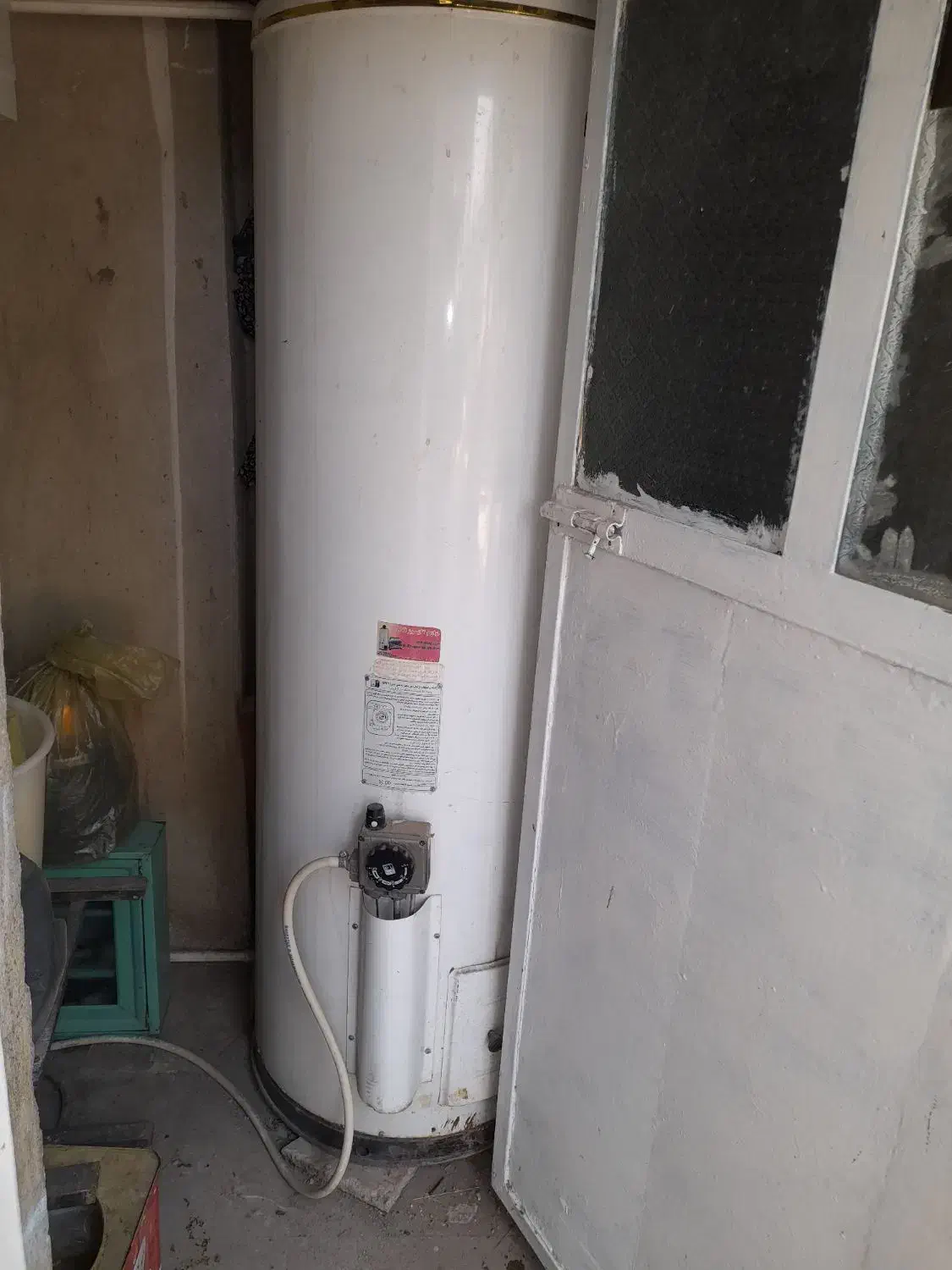 آبگرمکن ایستاده|آبگرمکن، پکیج، شوفاژ|هشتگرد, هیو|دیوار