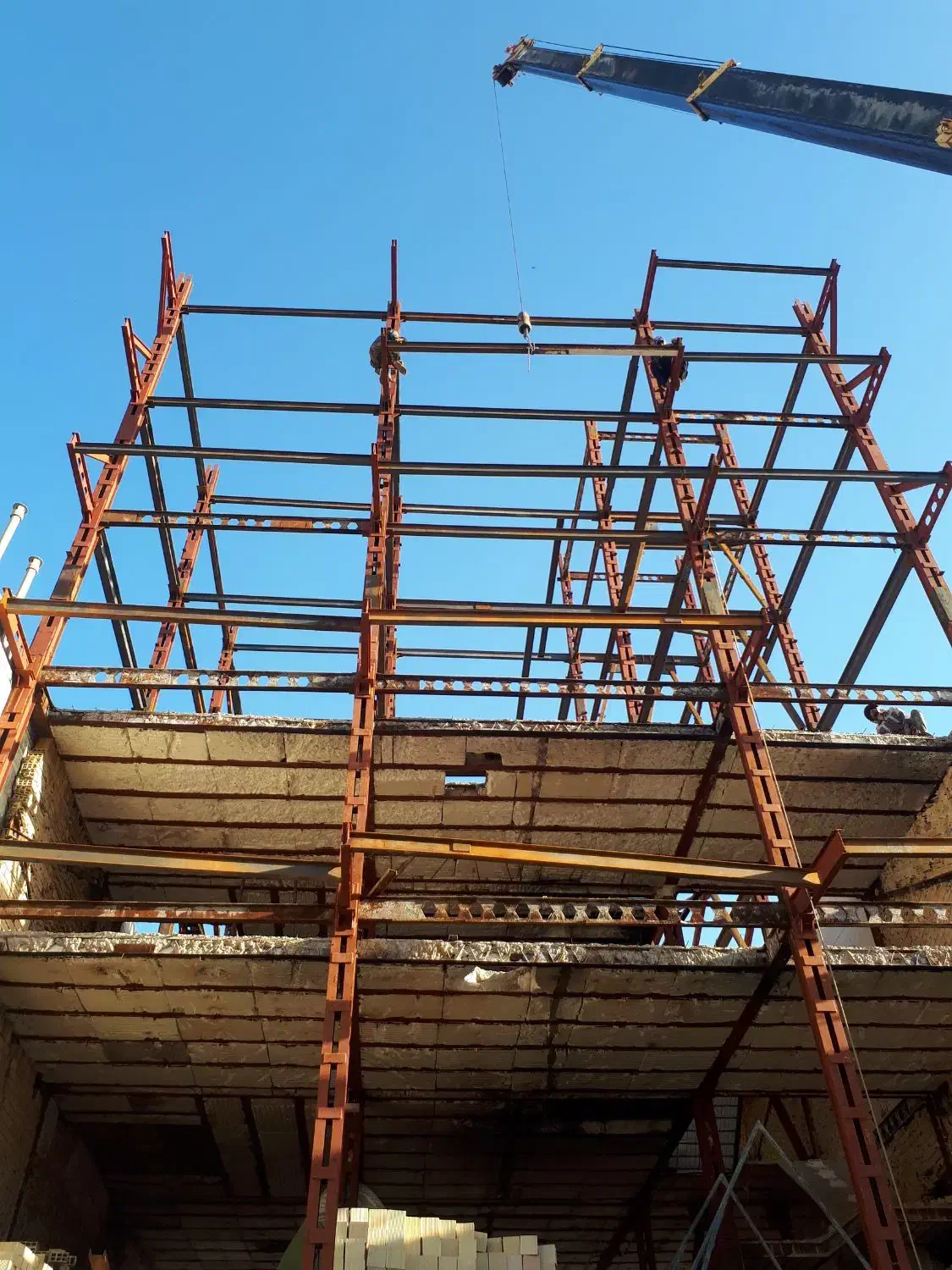 جوشکاری. برشکاری. خرده کاری|خدمات پیشه و مهارت|بروجرد, |دیوار