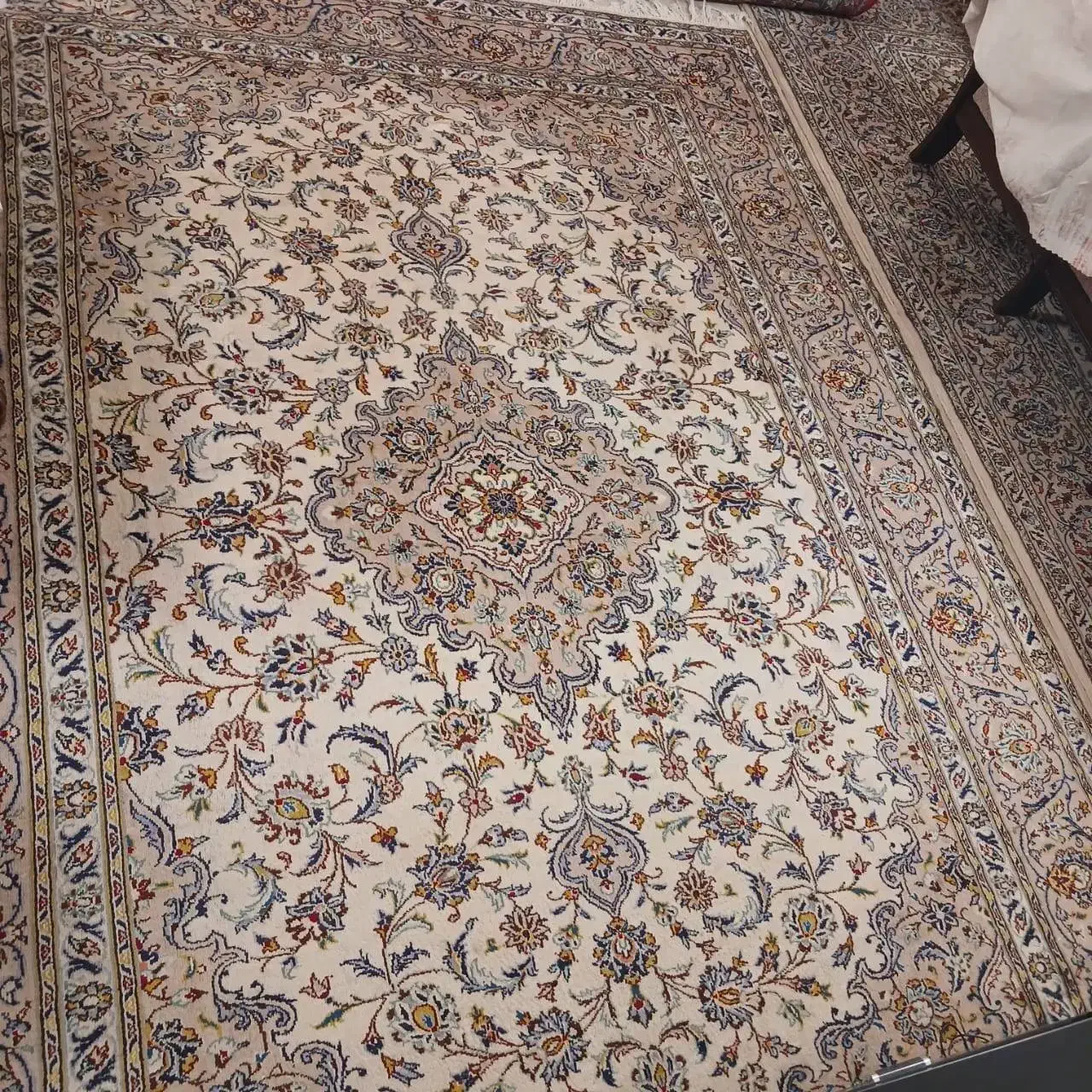 فرش دست بافت کاشان|فرش|تهران, میدان ولیعصر|دیوار