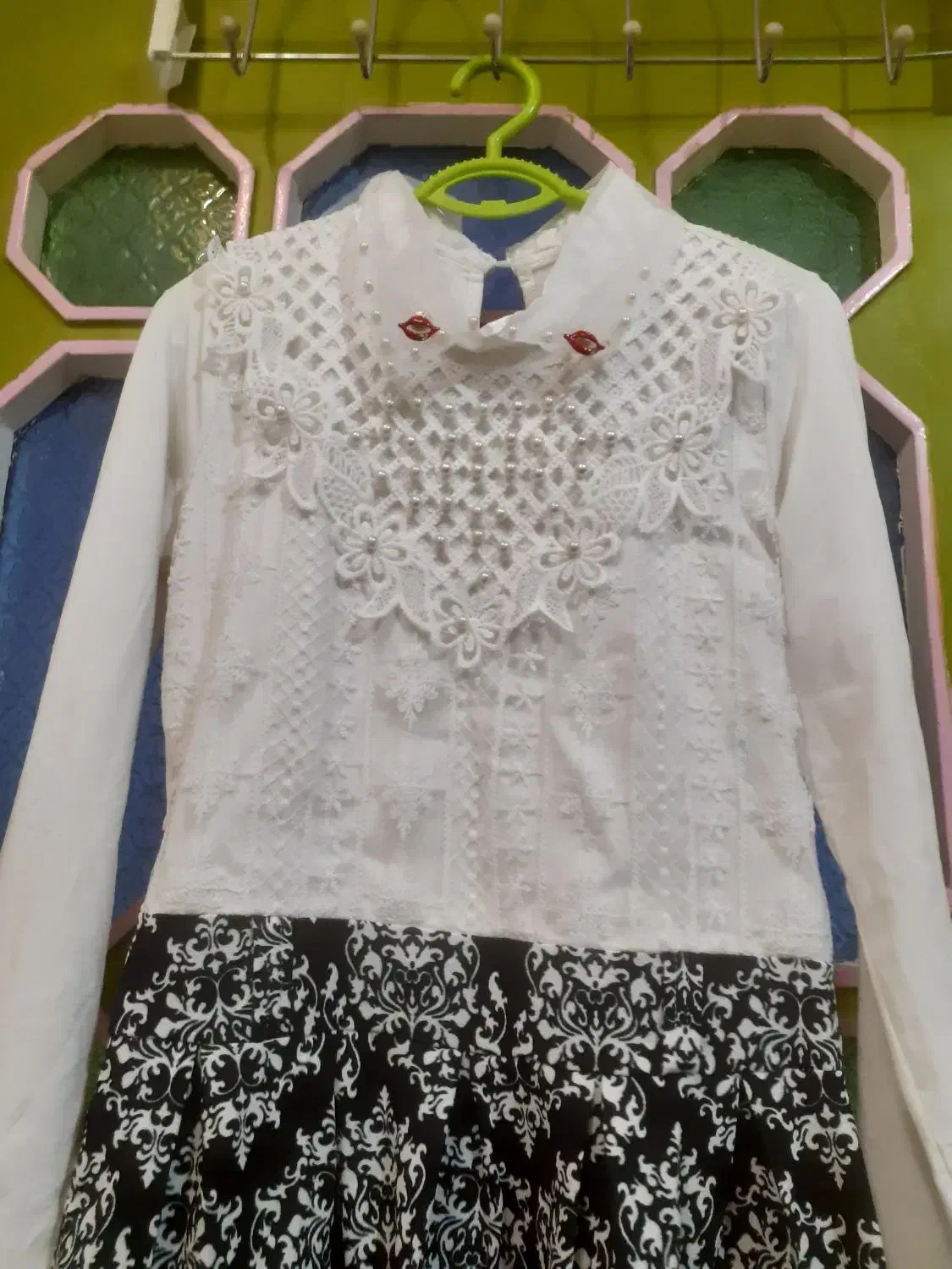 لباس مجلسی|لباس|برخوار, |دیوار