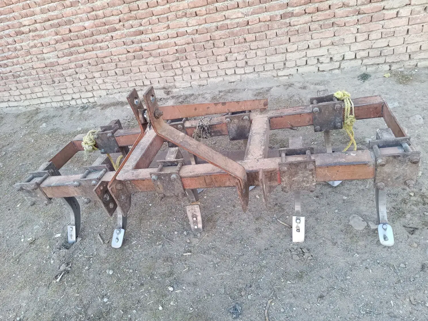 پنجه غازی تراکتور|ماشین‌آلات صنعتی|سراجو, |دیوار