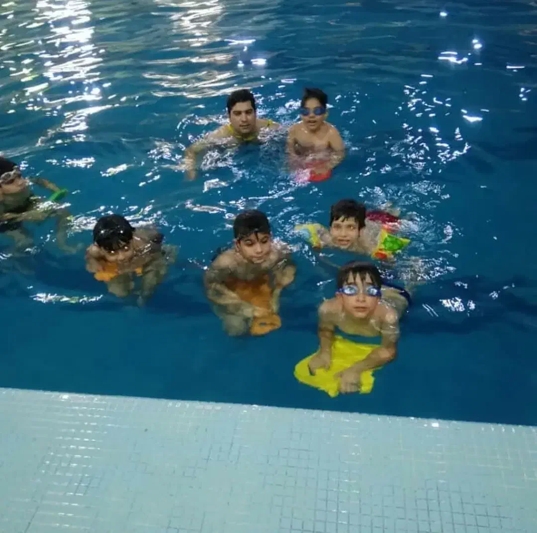 آموزش شنا به صورت تخصصی|خدمات آموزشی|بندرعباس, |دیوار