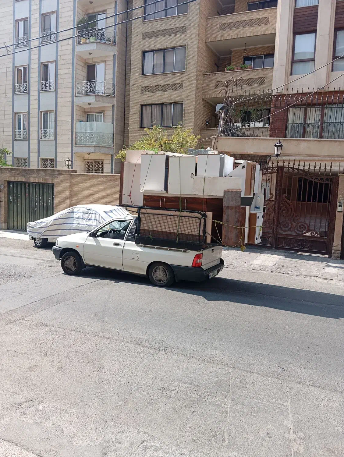 جابجایی بار با کارگر از1تا3کارگرالی بیشتر|خدمات حمل و نقل|تهران, یاخجی آباد|دیوار